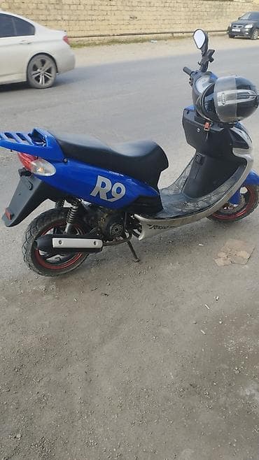 moto 150cc: Skuter – şəhər içi yüngül və qənaətcil nəqliyyat - Korpus: mavi-ağ — 5
