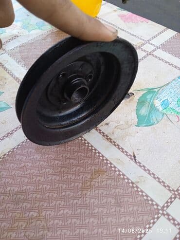 вал для фуганка: Qara rəngli şkiv 3110 təzə — 2