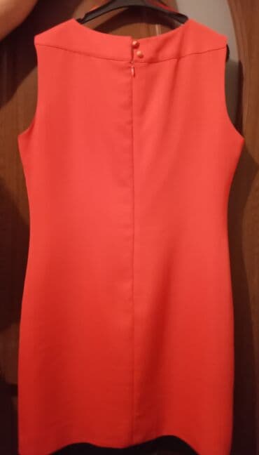 коктейльные платья в баку: Çəhrahı rəngdə dəbli klassik don.Çox əla vəziyyətdədir. 2 dəfə — 4