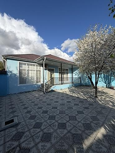 araz market neftciler: 100 kv. m, 3 otaqlı, Qaz, İşıq, Su — 8