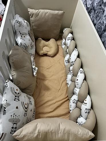 Beşiklər: Oğlan və qız üçün, Dördbucaq, Beşik, Dəst ilə — 4