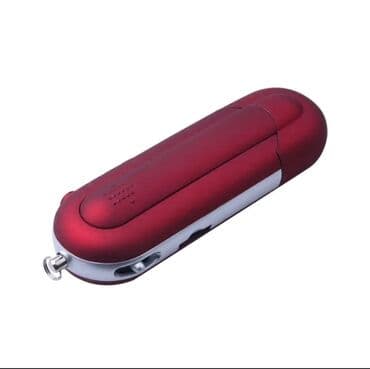 mp3 player: Radiolu MP3 player. Ekranı və idarəetmə düymələri var. USB girişi — 8