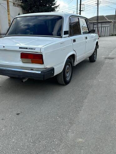 vaz diferi: VAZ (LADA) 2107: 1.6 l | 2000 il 125000 km Sedan — 4