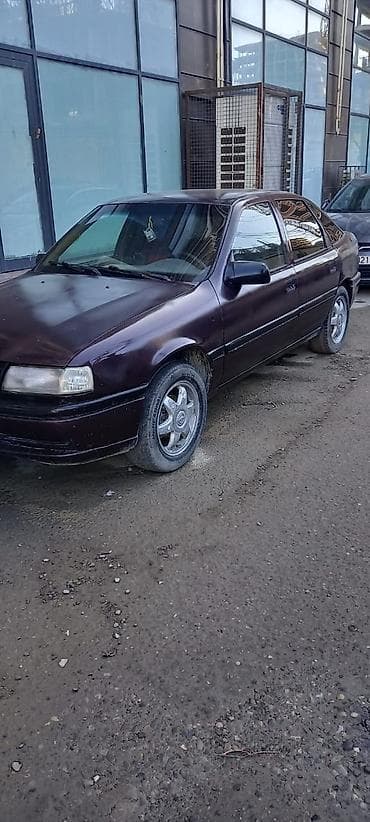 kvadrosikl satilir: Opel Vectra A sedan maşın sahpcast olunur kime ne lazımdısa buyurub — 1