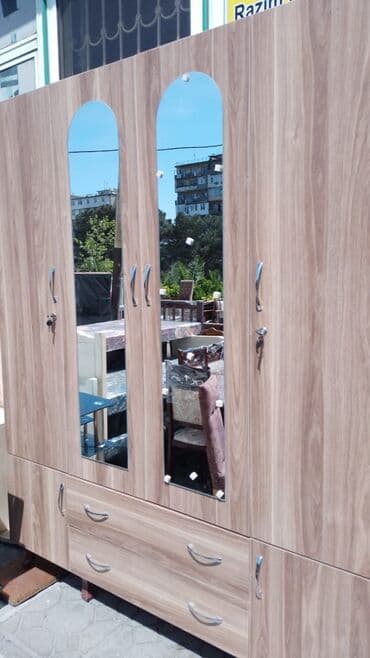 4 qapili dolab: Yeni, Açılan, 4 qapılı Düz dolab, Dolab-asılqan, Türkiyə — 15