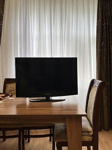 Televizor Samsung LCD 82" FHD (1920x1080) — 1