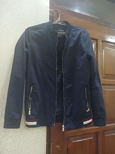 pul and bear: Kişi geyim dəsti – 3 fərqli üst geyim və 3 şalvar 1) Bordo bomber — 7