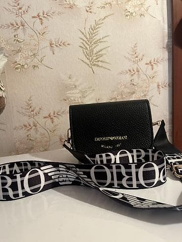Çiyin çantası, Emporio Armani, Yeni lalafo.az -da Çiyin çantası, Emporio Armani, Yeni