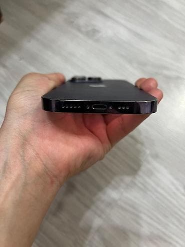 macbook 16 pro: IPhone 14 Pro, Deep Purple, Face ID — 8