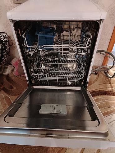 Indesit qabyuyan maşın – sərbəst quraşdırılan model Xüsusiyyətlər: - — 2