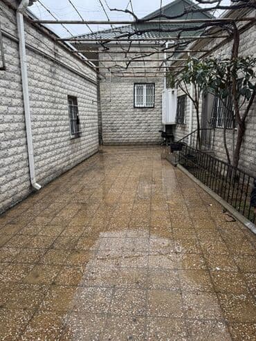 Qarajlar: Bileceride abide ve ag saraya yaxin heyet evi kiraye verilir. Evde her — 2