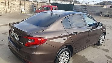 3 23 most: Fiat Tipo: 1.6 l | 2017 il 233000 km Sedan — 5