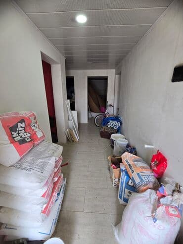 masazır həyət evi: Həyətyanı fərdi yaşa döşənmiş yol və meydança - Gül kolları və — 6