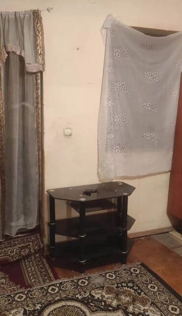 90 kv. m, 1 otaqlı, İnternet, Qaz, İşıq