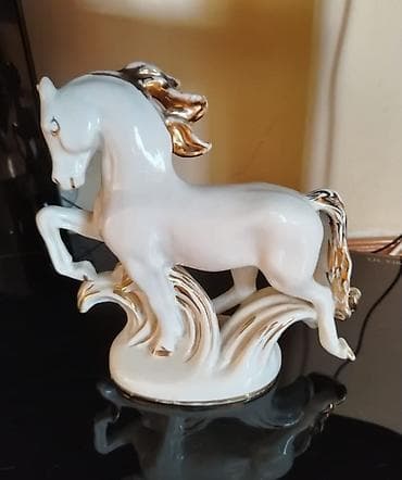 Fiqur, Keramika, rəng - Ağ