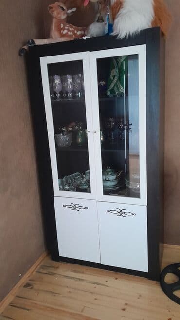 вешалка стойка для одежды напольная в икеа: Şüşəli dolab vitrini — 2