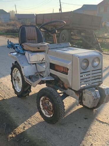 bentley bentayga 6 at: Texnika super vəziyyətdədir. Kimə maraqlıdırsa əlaqə saxlasın — 3