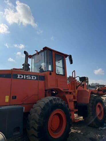 lizinq yolu ile traktor: Ekskavator
Yükləyici 2013 
Yürüş 6000 — 6