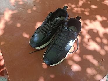 original nike: Təzə. nike ayaqqabı 5-6 defe geyinilib — 2