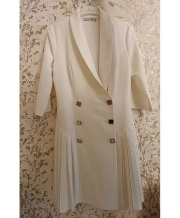 topik geyim: Ağ rəngli qadın paltar-kostyum (blazer dress) - Dizayn: Krujevalı — 1