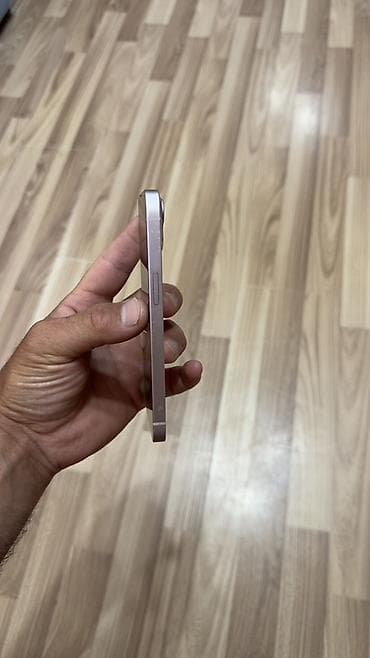 dynacord satilir: IPhone 13, Çəhrayı — 6