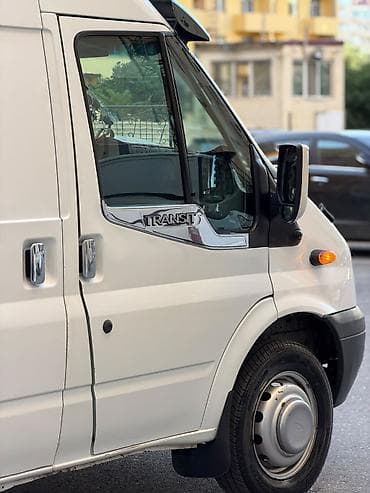 tra: Ford Transit: 2.4 l | 2008 il 380000 km Van/Minivan — 7