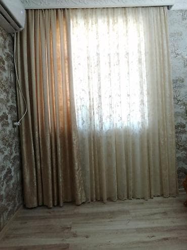 Pərdə dəsti – zərif krem/bej tonlarında 2destdir.1desti aparatla