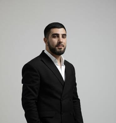 daye isi axtaram: SMM SAHƏSİNDƏ 2 illik təcrübəm var. Freelance iş təkliflərinə açığam — 1