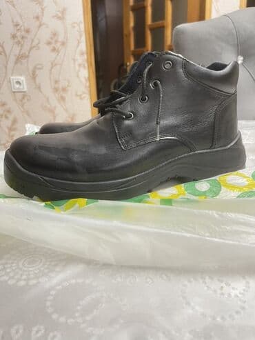 Səndəl və şəp-şüplər: Məhsul: Qara kişi ayaqqabısı (yarımboqda/boot) - Material: hamar qara — 3