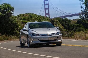 şüşə qaldırıcı: Chevrolet Volt: 1.5 l | 2017 il 182000 km Hetçbek — 3