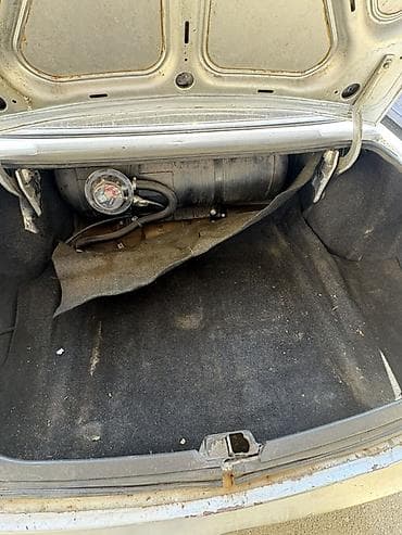 QAZ 31105 Volga: 2.3 l | 2004 il 374112 km Sedan — 3