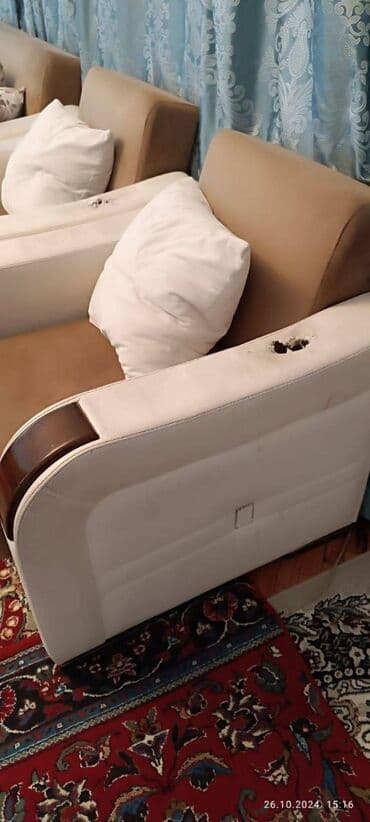 Masalar və oturacaqlar: Endirim edildi ❌ Divan kreslo desti 80 azn Her ucu bazalidir Tek — 4