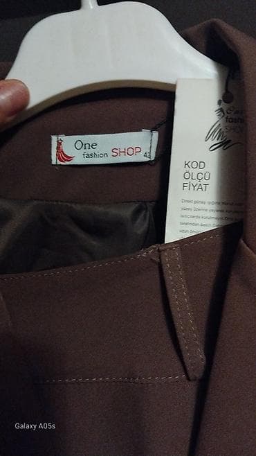 pencek: Qadın kostyum dəsti – One Fashion Shop Heç geyinilməyib - Rəng — 4