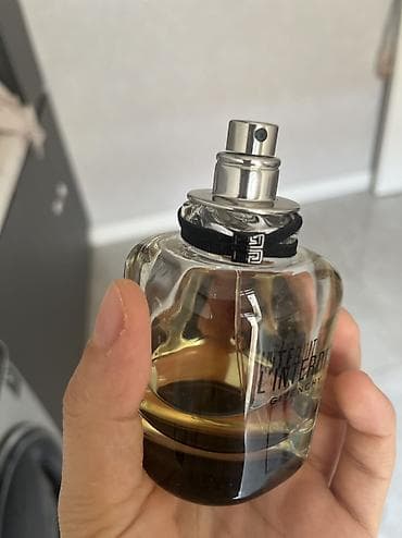 xonca satisi: Original GIVENCHY parfumu 80 ml 220 azn alinib bu qederi qalib 80 azn — 3