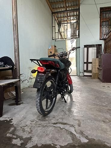 mopet kredit: Modeli ( nama papik) Kub ( 110) Vezyetı normal bır cox seyı teze — 2