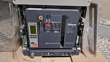 Schneider Electric Masterpact NW16N1 – çıxarılan tip (withdrawable) — 2