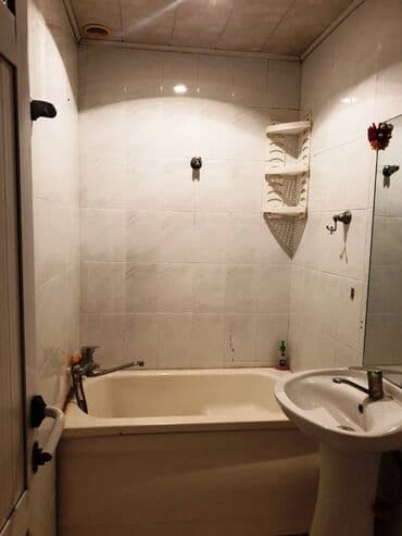 20 yanvarda 2 otaqli evler: Bakı, 2 otaqlı, Köhnə tikili, m. Həzi Aslanov, 65 kv. m — 4