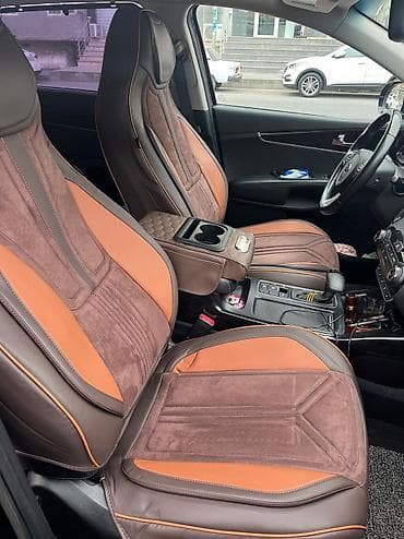Avtomobil satışı: Avtomobil oturacaq üzlükləri və baş-dayanacaq dəsti - Model — 4