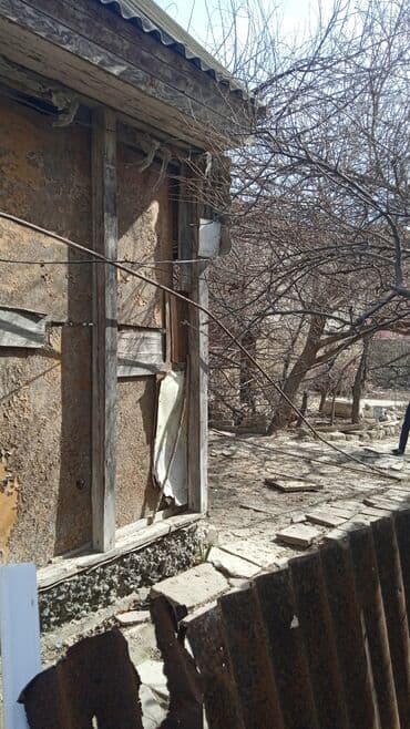 8 noyabr prospekti satilan evler: Ağ şəhər 12 otaq, 800 kv. m, Kredit yoxdur, Orta təmir — 13