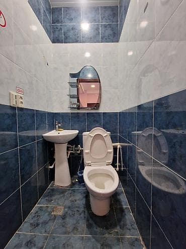 2 otaql: Nəsimi rayonu, Bülbül prospektində ayrıca tikili 2 otaqlı obyekt (ofis — 8