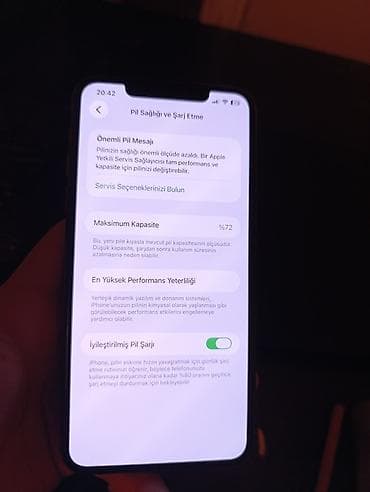 iphone 11 pro ekran: IPhone 11 Pro Max, 64 GB, Qızılı, Face ID — 3