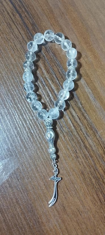 Büllur şəffaf muncuqlardan hazırlanmış təsbeh.dur Nəcəf daşı -