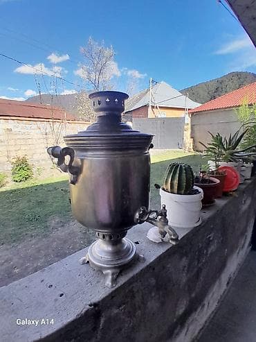 Klassik metal samovar - Material: qalın metal/krom örtüklü korpus -