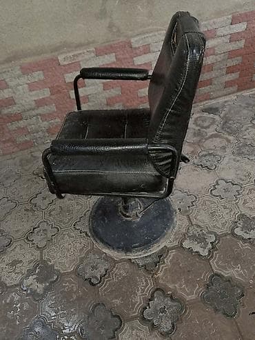 kreslolar: İşlənmiş, Saş kəsimi kreslosu — 4