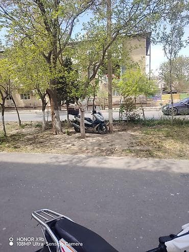 nama 48 2: - Korpus: şəhər tərzində, aerodinamik dizayn, qara-boz rəng gama - — 4