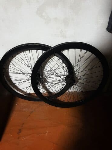 disk 4 bolt: Velosiped diski - sadece iciliyi yoxdur basga problemi yoxdur — 1