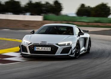 Honda: Audi R8 Coupé – yüksək performanslı superkar - Kuzov: 2 qapılı coupé — 1