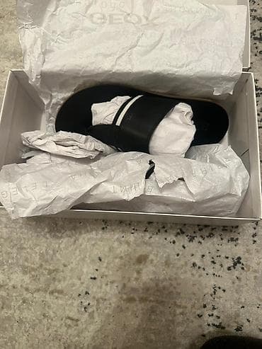 ax 35: Geox Respira kişi şipotu/sandal modeli - Rəng: qara, minimal dizayn - — 5