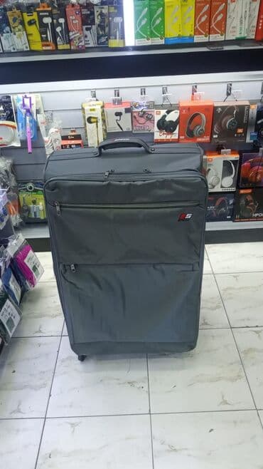 чемодан с инструментами для автомобиля: Çox böyük öıçü çamadan 2dəfə istifadə olunub
Yaxşı vəziyyətdədir — 1