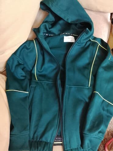 Zara uşaq idman dəsti ela veziyyetde - Rəng: tünd yaşıl - Ölçü: 11–12